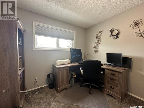 65 Jubilee Drive, Humboldt, SK - Indoor Photo Showing Office