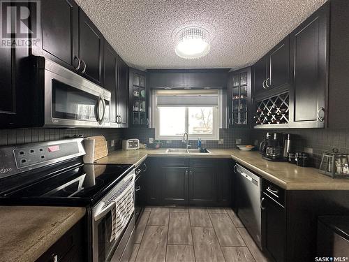 65 Jubilee Drive, Humboldt, SK - Indoor Photo Showing Kitchen With Double Sink