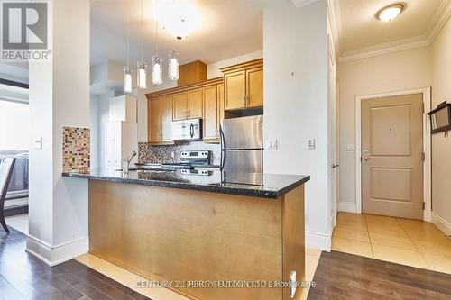 Ph104 - 133 Wynford Drive, Toronto, ON - Indoor Photo Showing Kitchen