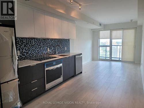 2507 - 2 Sonic Way, Toronto, ON - Indoor Photo Showing Kitchen