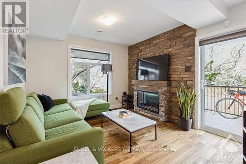 341 Riverdale Avenue, Ottawa, ON - Indoor Photo Showing Living Room With Fireplace