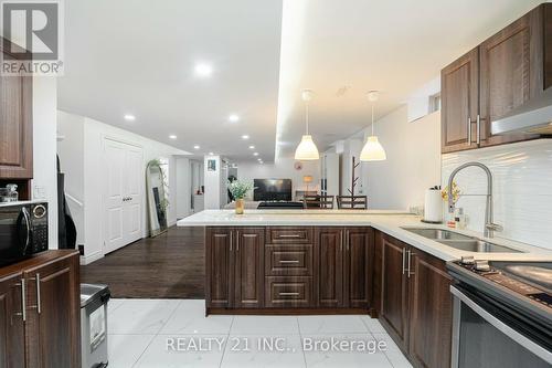 23 Covina Road, Brampton, ON - Indoor Photo Showing Kitchen With Double Sink With Upgraded Kitchen