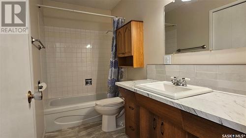 815 16Th Street, Humboldt, SK - Indoor Photo Showing Bathroom