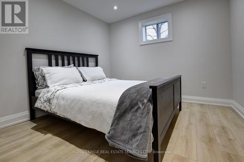 102 Crown Crescent, Bradford West Gwillimbury, ON - Indoor Photo Showing Bedroom