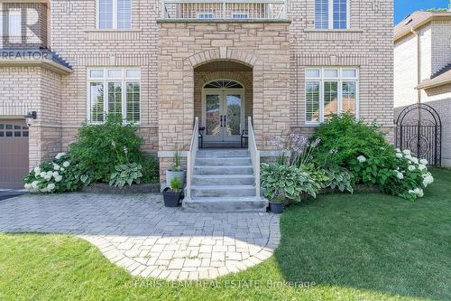 28 Camelot Square, Barrie, ON - Outdoor