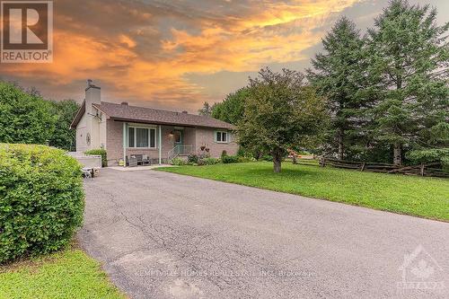 615 Oxford Street, North Grenville, ON - Outdoor