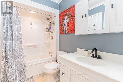 615 Oxford Street, North Grenville, ON - Indoor Photo Showing Bathroom