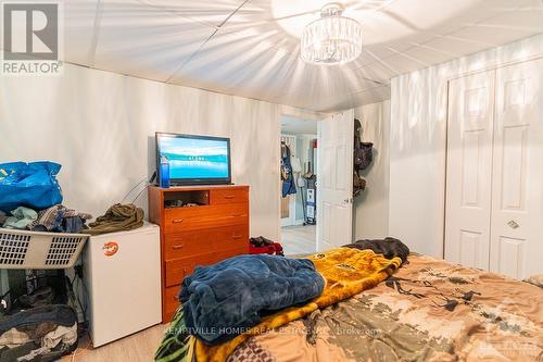 615 Oxford Street, North Grenville, ON - Indoor Photo Showing Bedroom