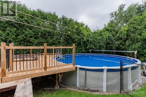 615 Oxford Street, North Grenville, ON - Outdoor With Above Ground Pool