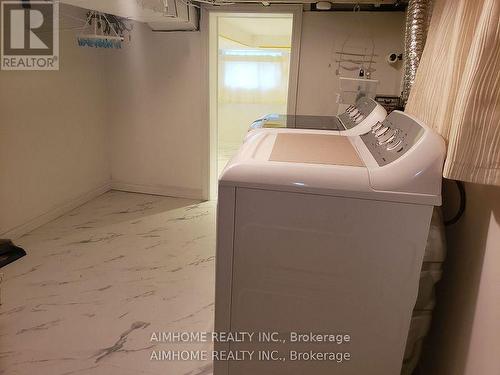 218 Morton Street, Thorold, ON - Indoor Photo Showing Laundry Room