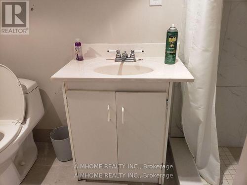 218 Morton Street, Thorold, ON - Indoor Photo Showing Bathroom