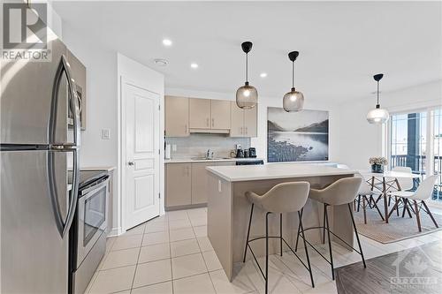 365 Tribeca Private Unit#8, Ottawa, ON - Indoor Photo Showing Kitchen With Upgraded Kitchen