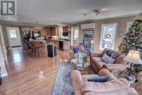 9-13 Chalkers Lane, Avondale, NL - Indoor Photo Showing Living Room