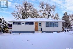 11 Hawthorne CRESCENT  Regina, SK S4S 4Y1