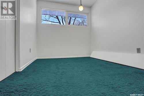 11 Hawthorne Crescent, Regina, SK - Indoor Photo Showing Other Room