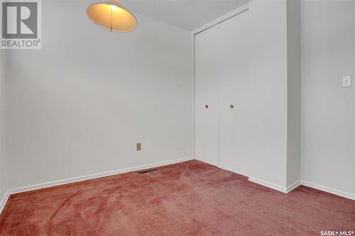 11 Hawthorne Crescent, Regina, SK - Indoor Photo Showing Other Room