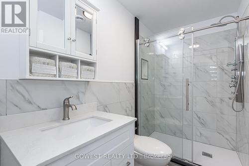 20 Tasker Street, St. Catharines, ON - Indoor Photo Showing Bathroom