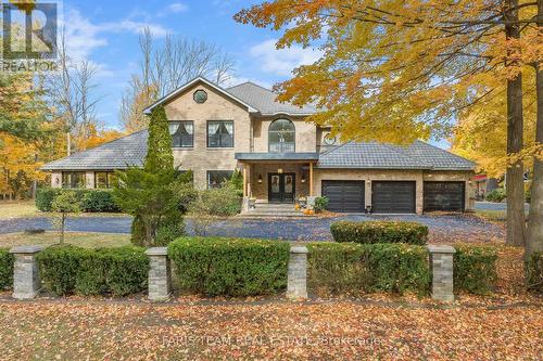 1826 Quantz Crescent, Innisfil, ON - Outdoor With Facade