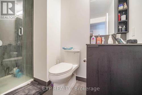 2915 - 1000 Portage Parkway, Vaughan, ON - Indoor Photo Showing Bathroom