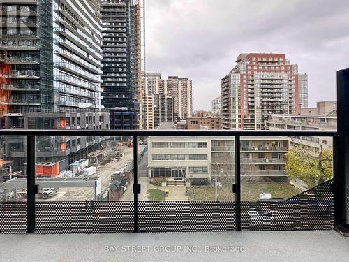 611 - 117 Broadway Avenue N, Toronto, ON - Outdoor With Balcony