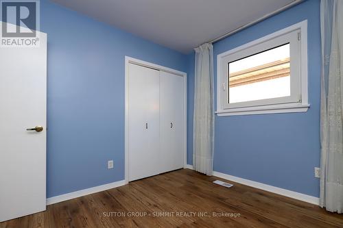 Upper - 114 Hullmar Drive, Toronto, ON - Indoor Photo Showing Other Room