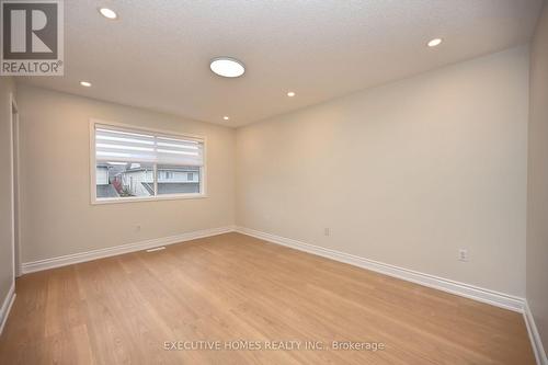 753 Edwards Avenue, Milton, ON - Indoor Photo Showing Other Room