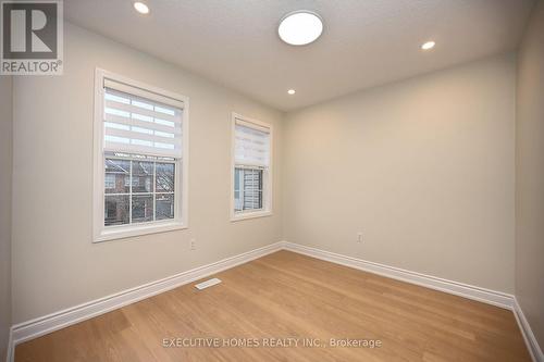 753 Edwards Avenue, Milton, ON - Indoor Photo Showing Other Room