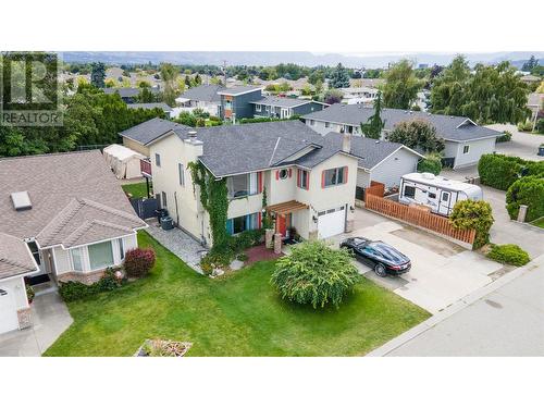 1415 Nelson Place, Kelowna, BC - Outdoor