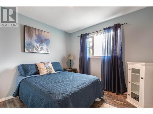 1415 Nelson Place, Kelowna, BC - Indoor Photo Showing Bedroom