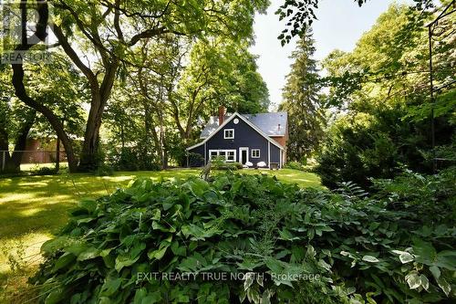 2415 Ronald Road, Springwater, ON - Outdoor