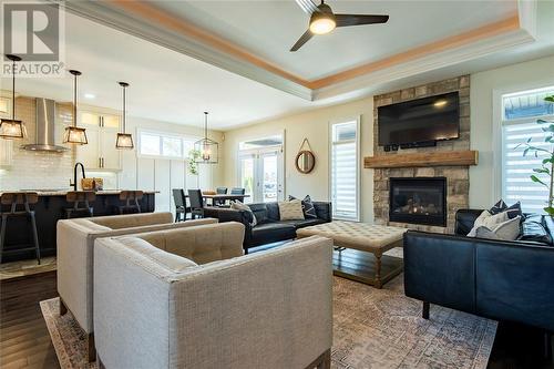 6842 Creekside Drive, Plympton-Wyoming, ON - Indoor Photo Showing Living Room With Fireplace