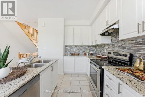 870 Atwater Path, Oshawa, ON - Indoor Photo Showing Kitchen With Double Sink With Upgraded Kitchen