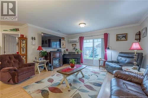 9 C Pleasant Street, Campbellton, NB - Indoor Photo Showing Living Room