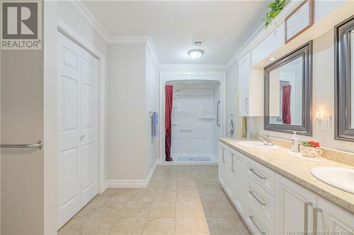 9 C Pleasant Street, Campbellton, NB - Indoor Photo Showing Bathroom