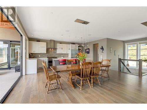 1690 Travertine Drive, Lake Country, BC - Indoor Photo Showing Dining Room