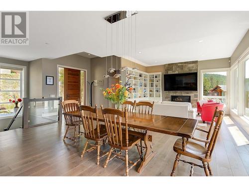 1690 Travertine Drive, Lake Country, BC - Indoor Photo Showing Dining Room