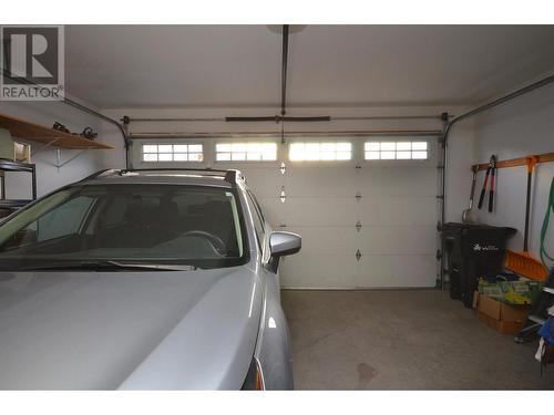 100 Palmer Road Unit# 22, Vernon, BC - Indoor Photo Showing Garage