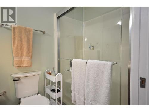 100 Palmer Road Unit# 22, Vernon, BC - Indoor Photo Showing Bathroom