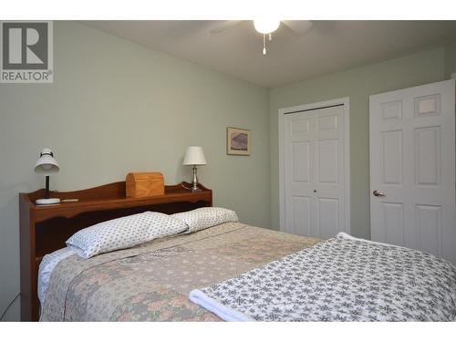 100 Palmer Road Unit# 22, Vernon, BC - Indoor Photo Showing Bedroom