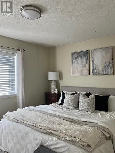 49 Skylark Drive, Vaughan, ON - Indoor Photo Showing Bedroom