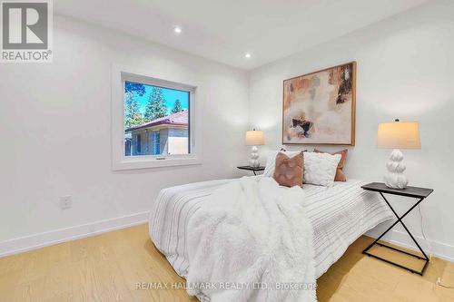 Main - 70 Lundy'S Lane, Newmarket, ON - Indoor Photo Showing Bedroom