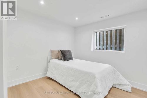 S Bsmt - 70 Lundy'S Lane, Newmarket, ON - Indoor Photo Showing Bedroom