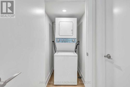 S Bsmt - 70 Lundy'S Lane, Newmarket, ON - Indoor Photo Showing Laundry Room