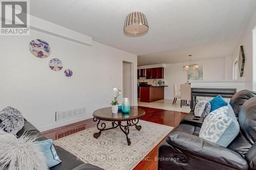 Upper - 339 Edenbrook Hill Drive, Brampton, ON - Indoor Photo Showing Living Room