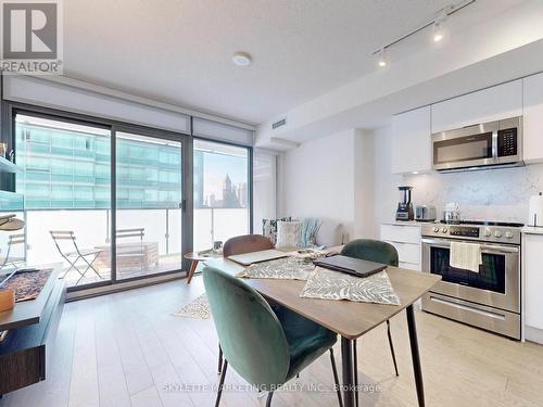 1411 - 25 Richmond Street E, Toronto, ON - Indoor Photo Showing Kitchen