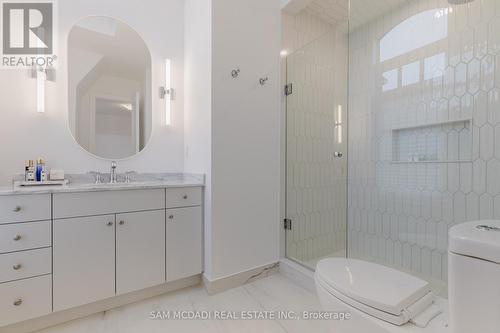 243 Prince George Crescent, Oakville, ON - Indoor Photo Showing Bathroom