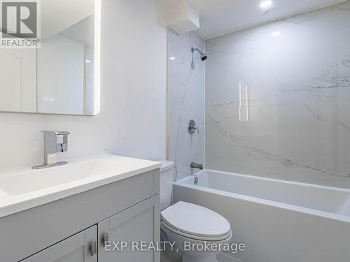 6 Silver Egret Road, Brampton, ON - Indoor Photo Showing Bathroom