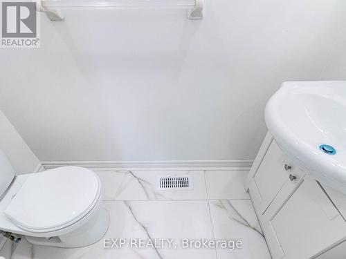 6 Silver Egret Road, Brampton, ON - Indoor Photo Showing Bathroom