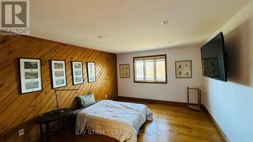 3636 - 6 County Road N, Kawartha Lakes, ON - Indoor Photo Showing Bedroom