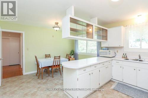 82 Fairview Avenue, St. Thomas, ON - Indoor Photo Showing Other Room